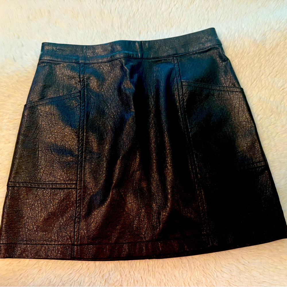 Chic Black faux Leather Kids Skirt..CUTE!! NWOT never worn !